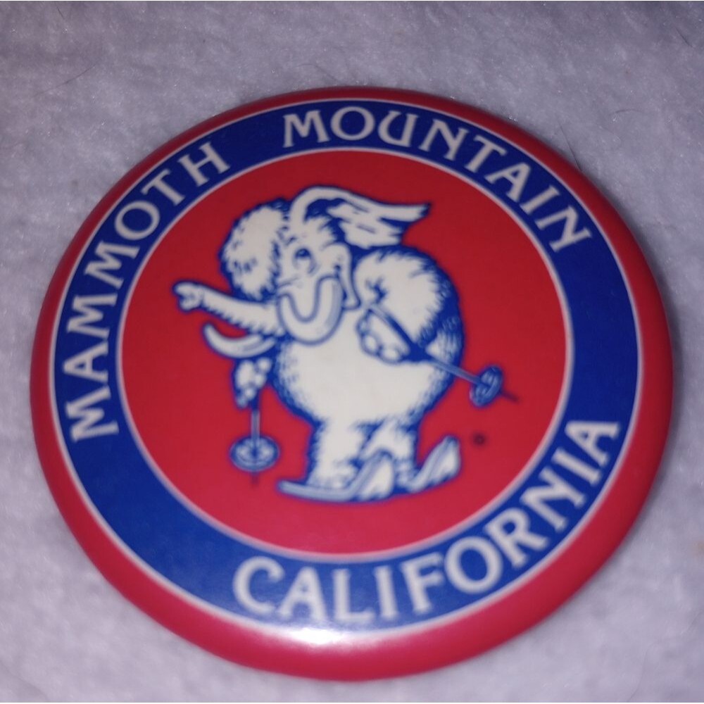 Vintage 80's Buckle Bil's Mammoth Lakes pinback, 1.5" In EUC